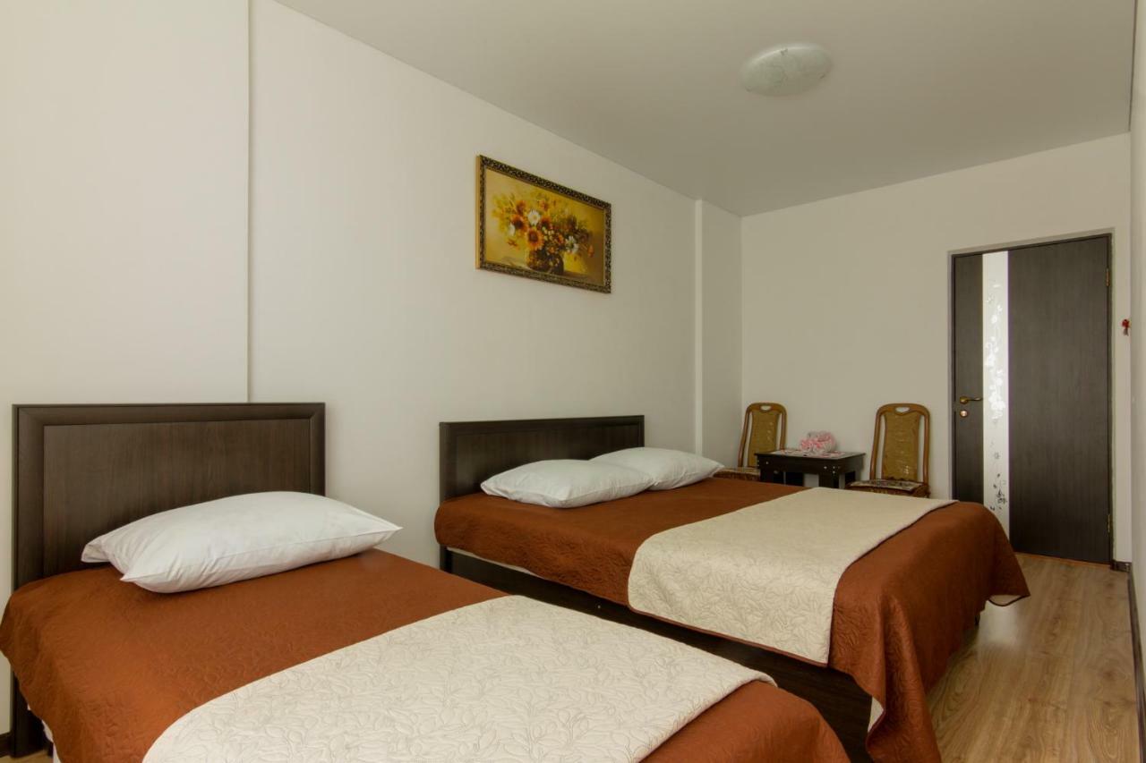 קאמיאנטס - פודיסקי Rooms With Fortetsya View 2 מראה חיצוני תמונה